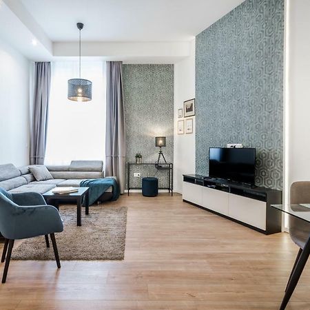 Bpr Thrill Design Home With A/C บูดาเปสต์ ภายนอก รูปภาพ